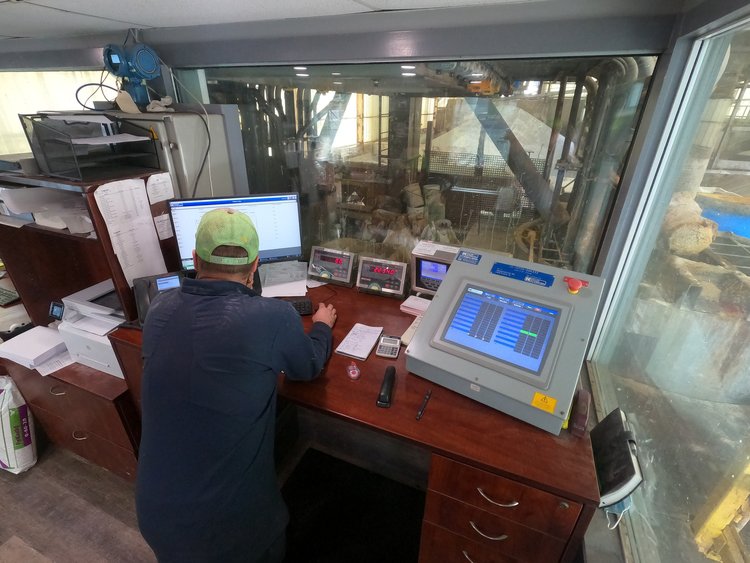 Liquid & Dry Agronomy Automation